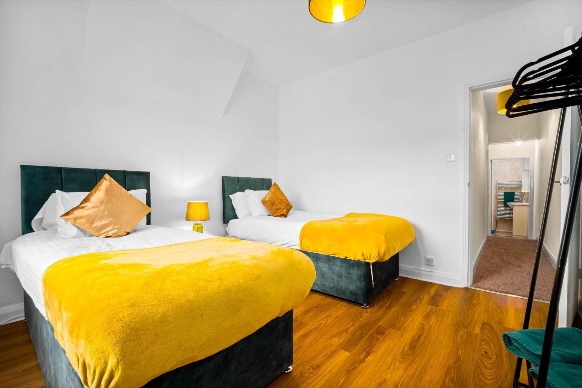 3 Bed House For Contractors & Families And Free Parking Βίλα Μπέρμιγχαμ Εξωτερικό φωτογραφία