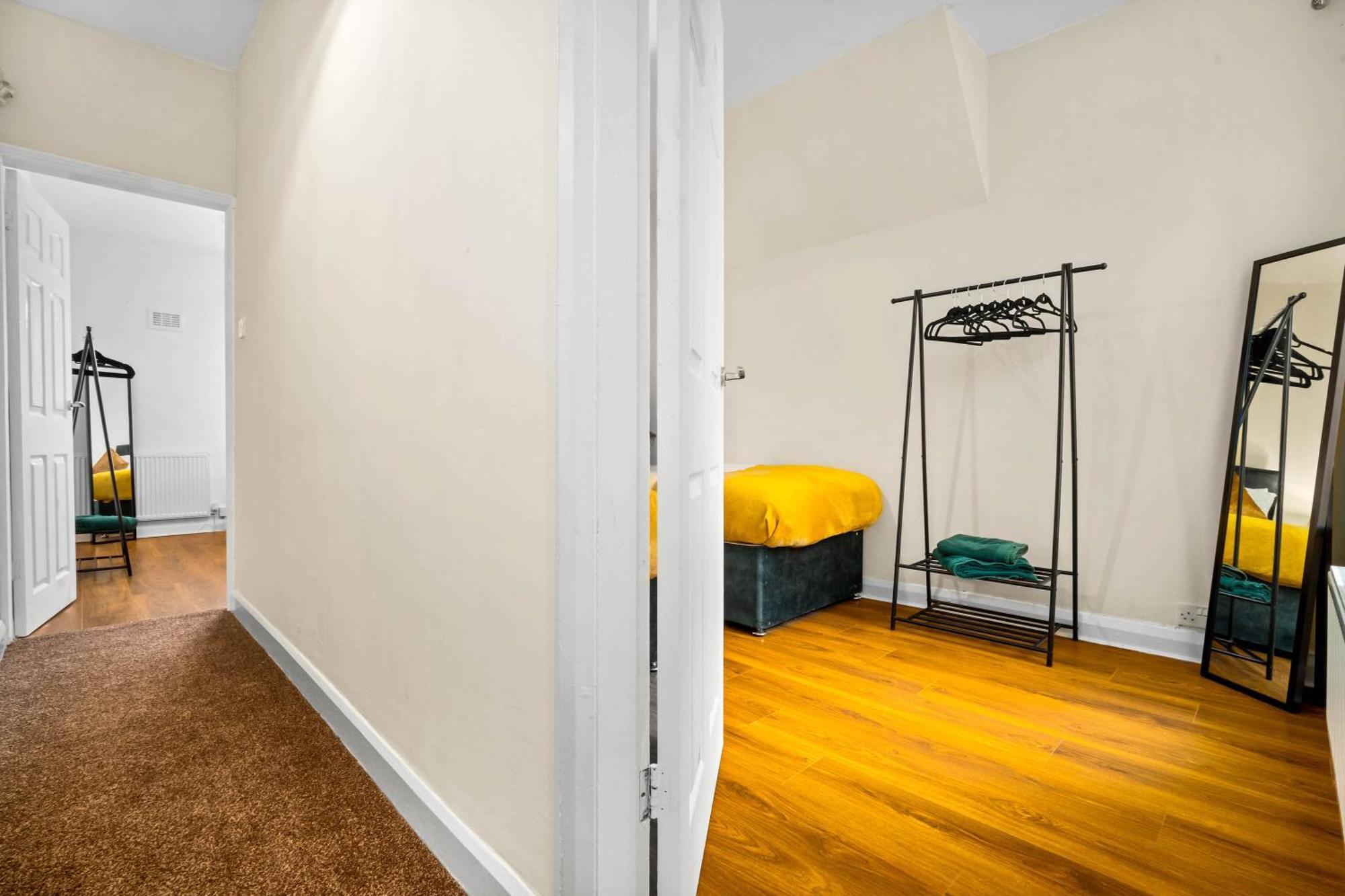 3 Bed House For Contractors & Families And Free Parking Βίλα Μπέρμιγχαμ Εξωτερικό φωτογραφία