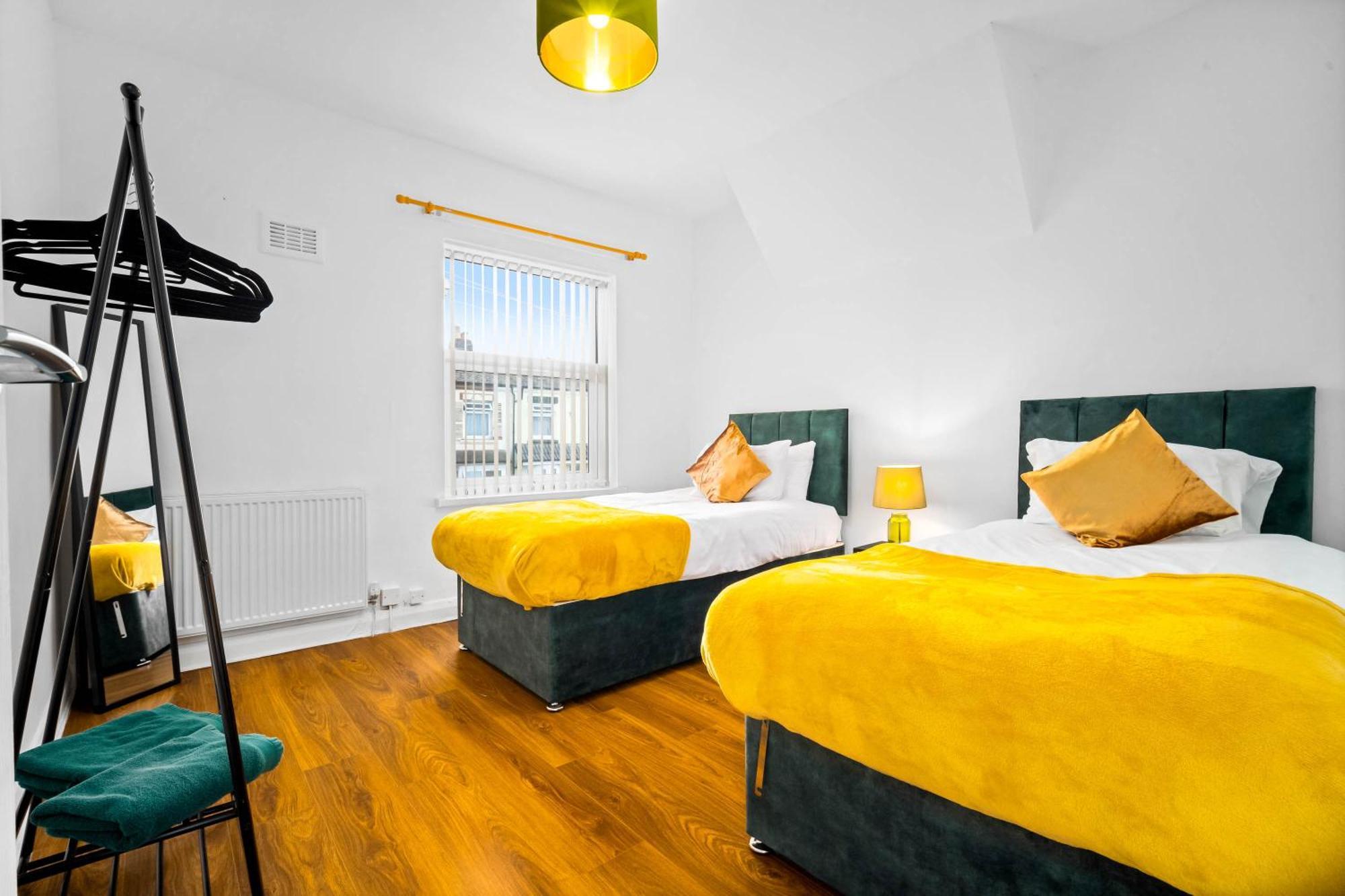 3 Bed House For Contractors & Families And Free Parking Βίλα Μπέρμιγχαμ Εξωτερικό φωτογραφία